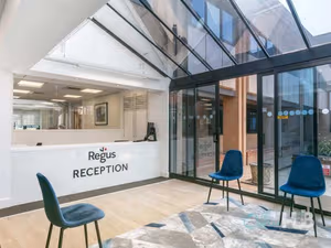 5 Person Private Office