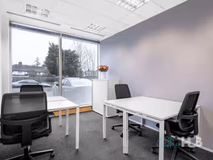 5 Person Private Office