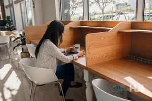 1 Person Private Office