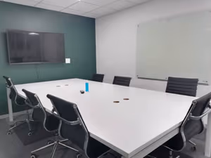 11 Person Private Office