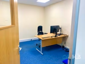1 Person Private Office