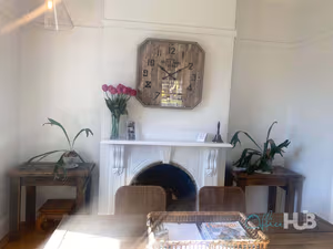 1 Person Private Office