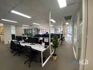 1 Person Shared Office