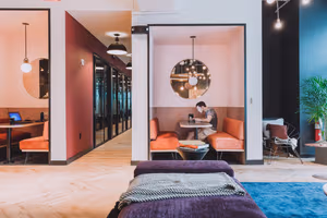 1 Person Coworking Desk