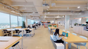 1 Person Coworking Desk