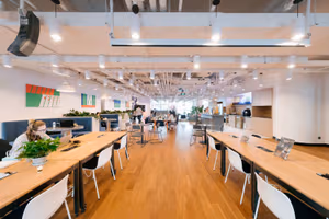 1 Person Coworking Desk