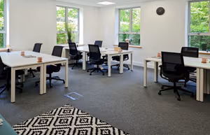 4 Person Private Office