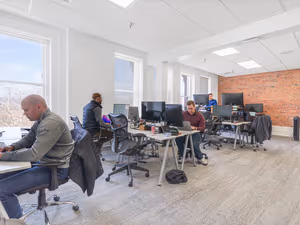 25 Person Private Office