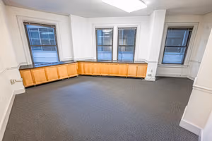 3 Person Private Office