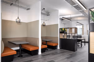 32 Person Managed Space