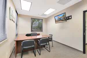 1 Person Private Office