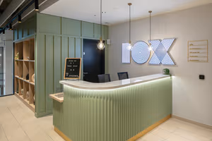 31 Person Private Office