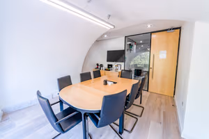 5 Person Private Office