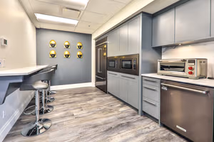 3 Person Private Office