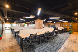 3 Person Coworking Desk