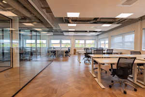9 Person Private Office