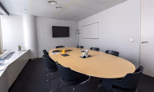 5 Person Private Office