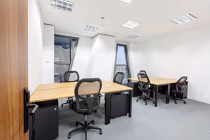 8 Person Private Office