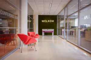 4 Person Private Office