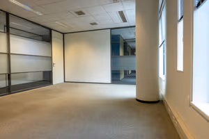 1 Person Private Office