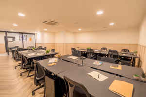 4 Person Private Office