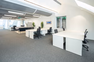 21 Person Private Office