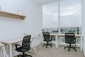 4 Person Private Office