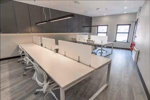 10 Person Private Office