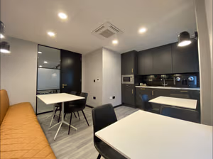 24 Person Enterprise Suite