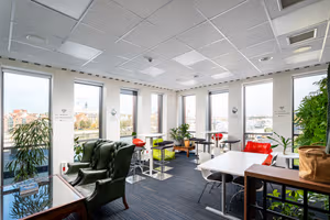 1 Person Private Office