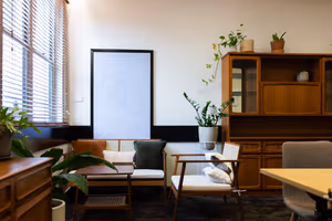 10 Person Coworking Desk