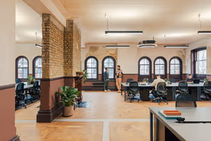 32 Person Private Office