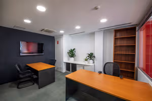 4 Person Private Office