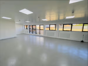 1 Person Private Office