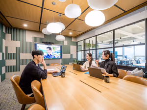 3 Person Coworking Desk