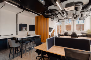 21 Person Private Office