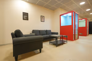 1 Person Coworking Desk