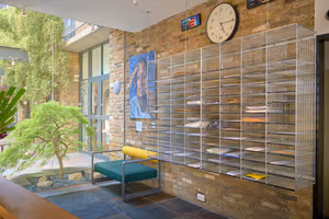 9 Person Private Office