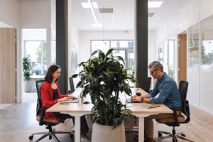 5 Person Coworking Desk