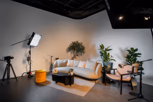 10 Person Private Office