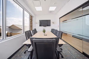 1 Person Shared Office