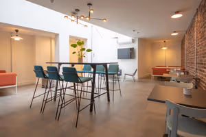 10 Person Private Office