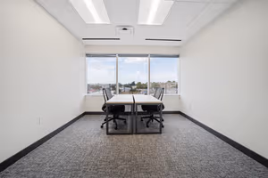 4 Person Private Office