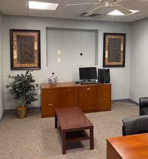 1 Person Private Office