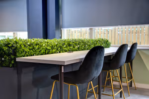 5 Person Private Office