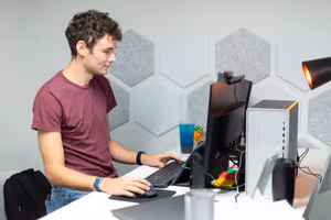 1 Person Coworking Desk