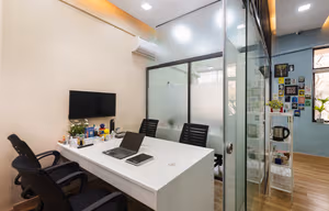 5 Person Coworking Desk