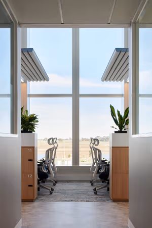 1 Person Coworking Desk