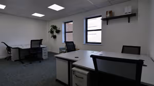4 Person Private Office