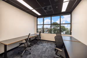 5 Person Private Office